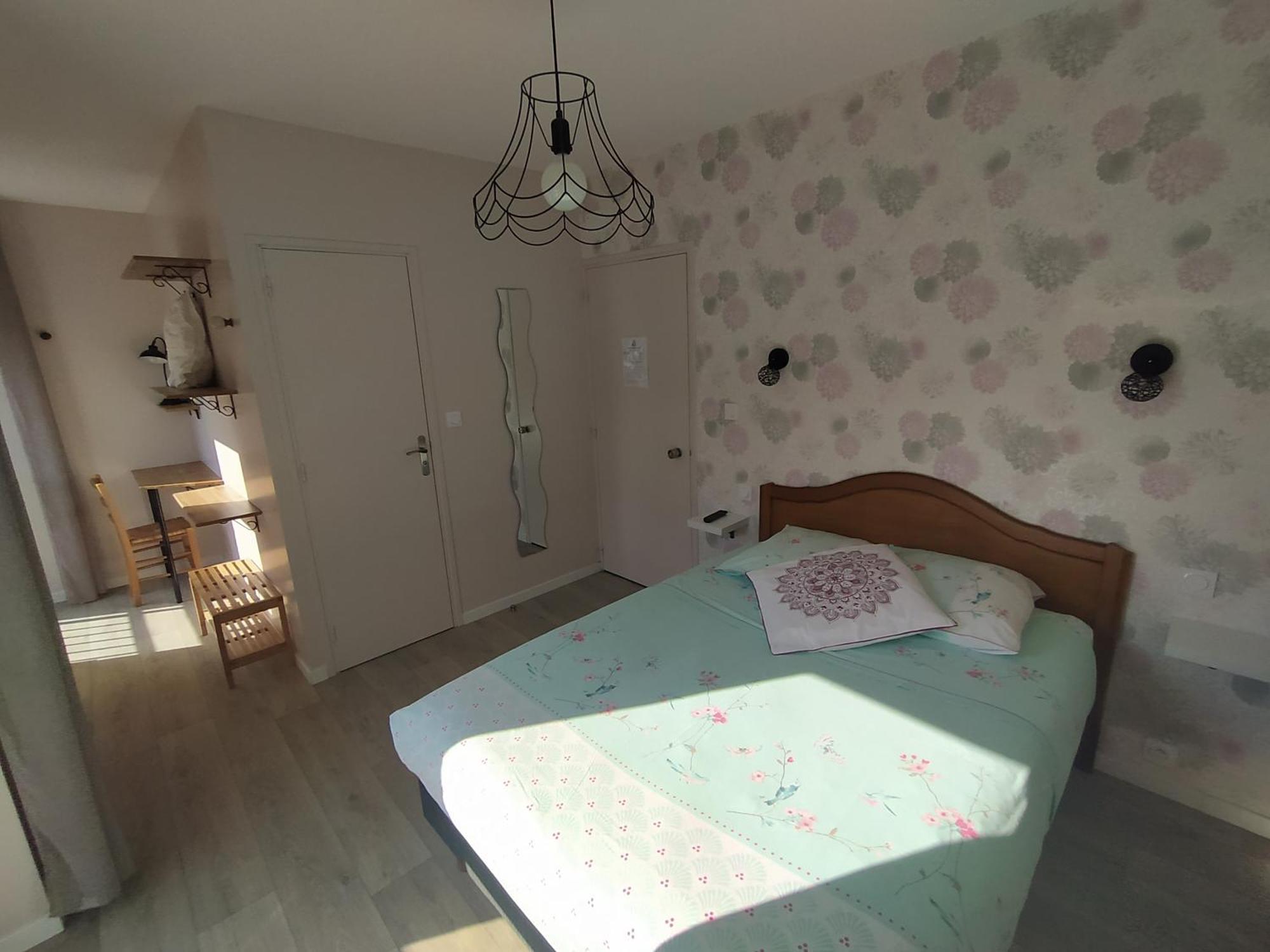 Le Yaudet Hotel Ploulech Bagian luar foto
